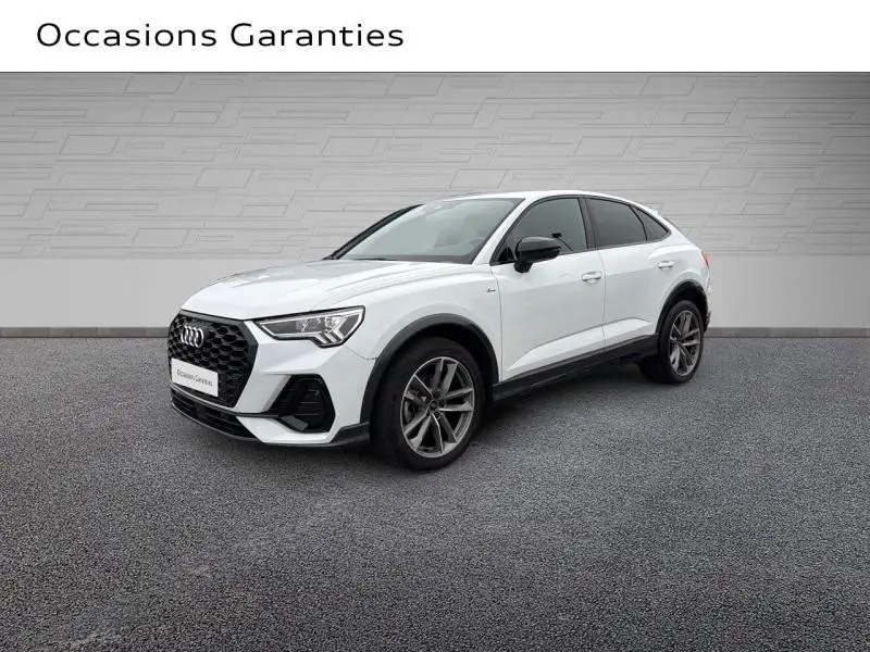 Photo 1 : Audi Q3 2021 Essence