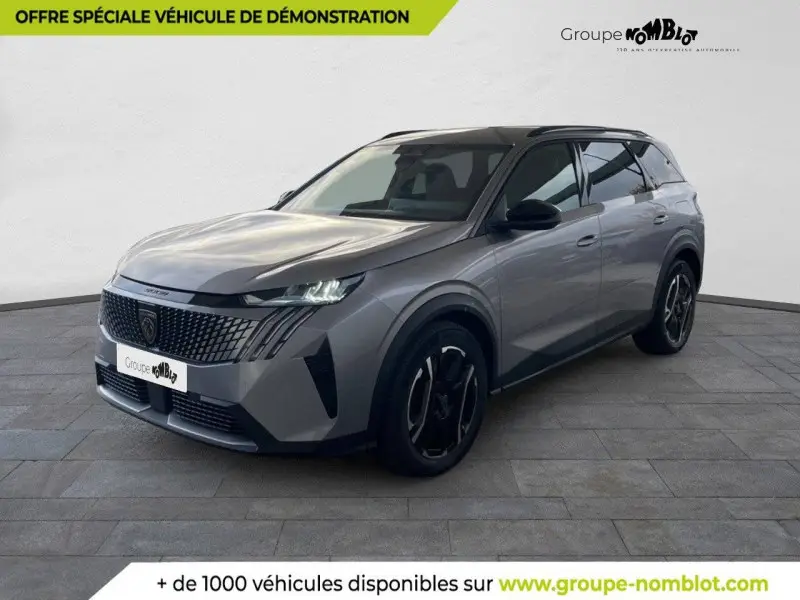 Photo 1 : Peugeot 5008 2024 Électrique