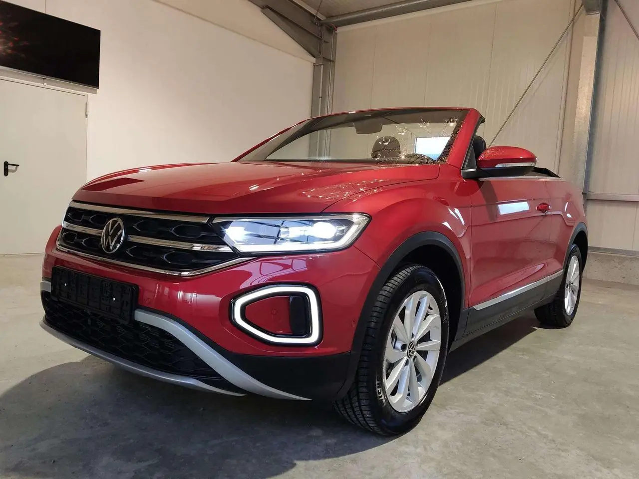 Photo 1 : Volkswagen T-roc 2022 Petrol