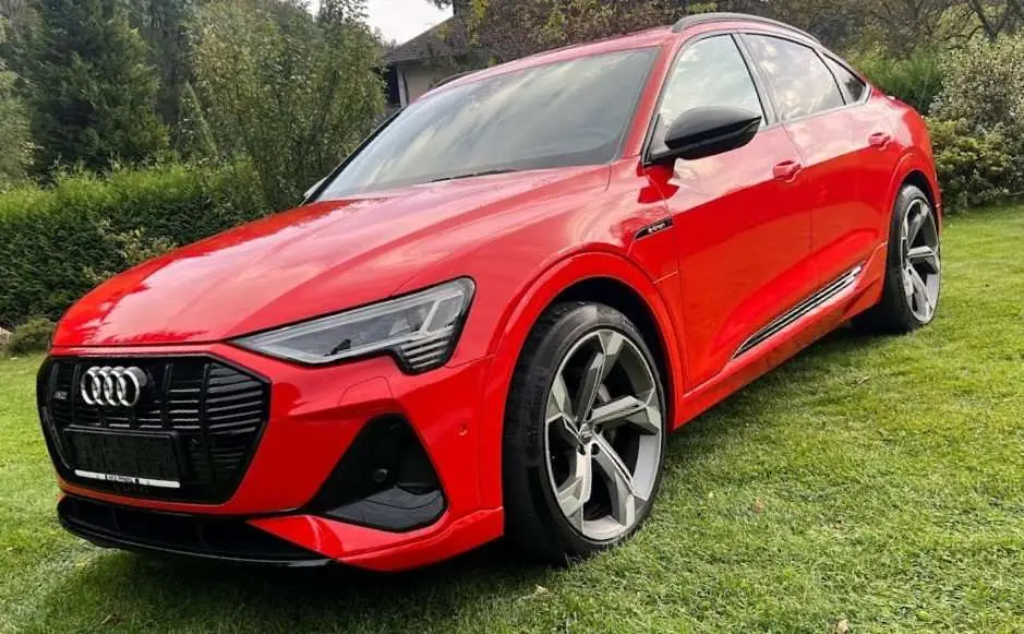 Photo 1 : Audi E-tron 2021 Électrique