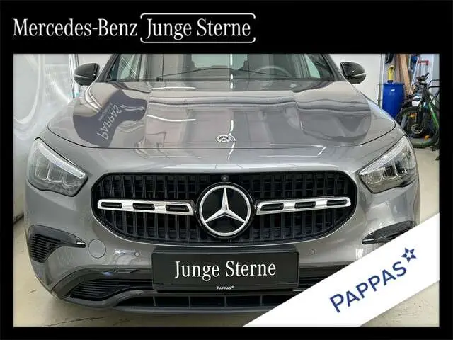 Photo 1 : Mercedes-benz Classe Gla 2024 Hybrid