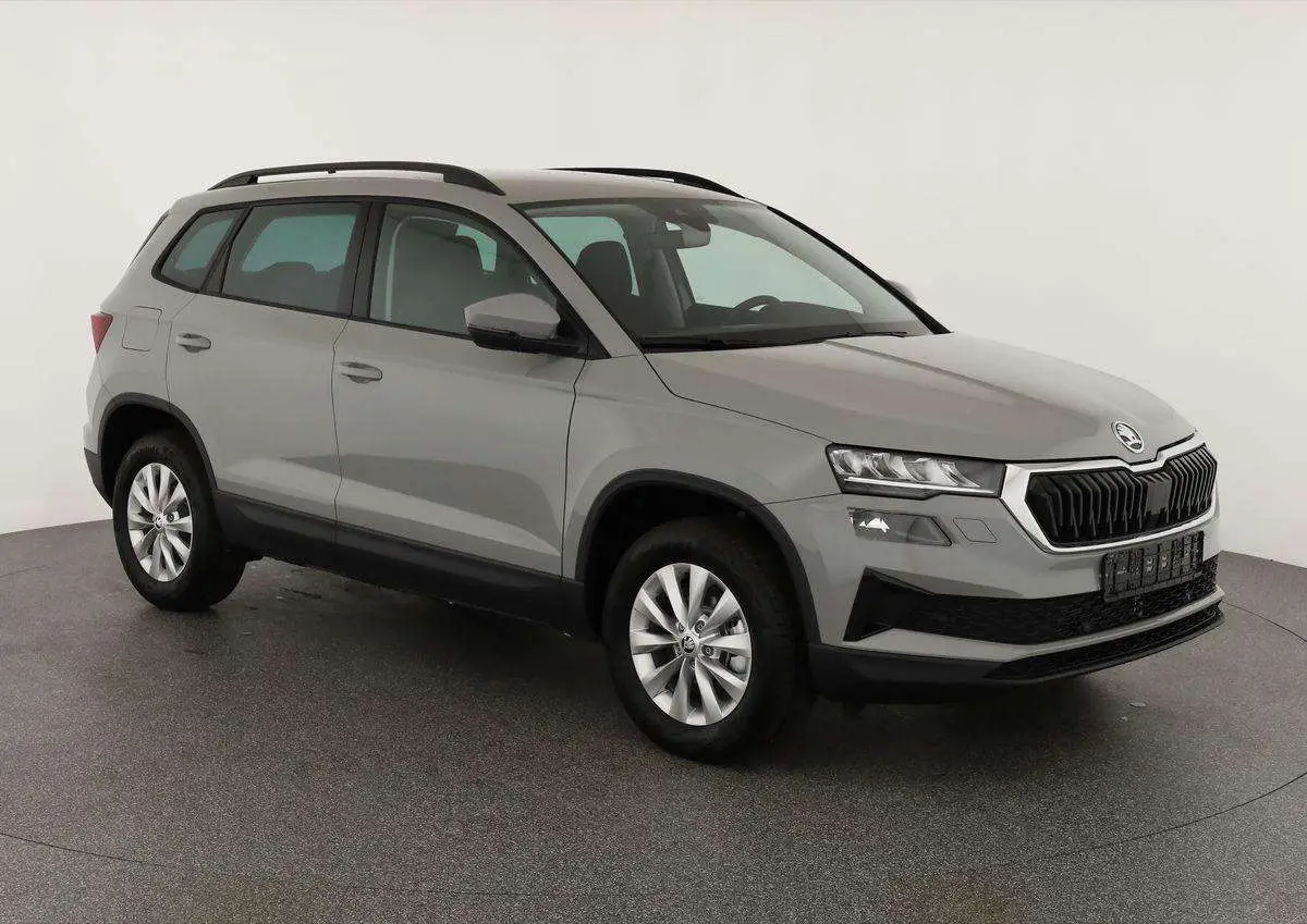 Photo 1 : Skoda Karoq 2024 Essence