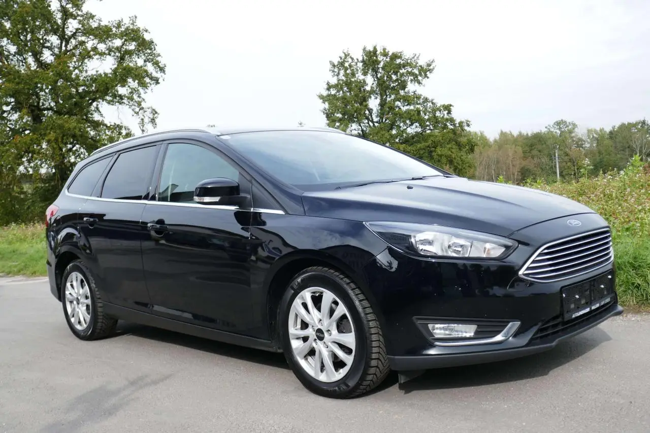 Photo 1 : Ford Focus 2018 Diesel