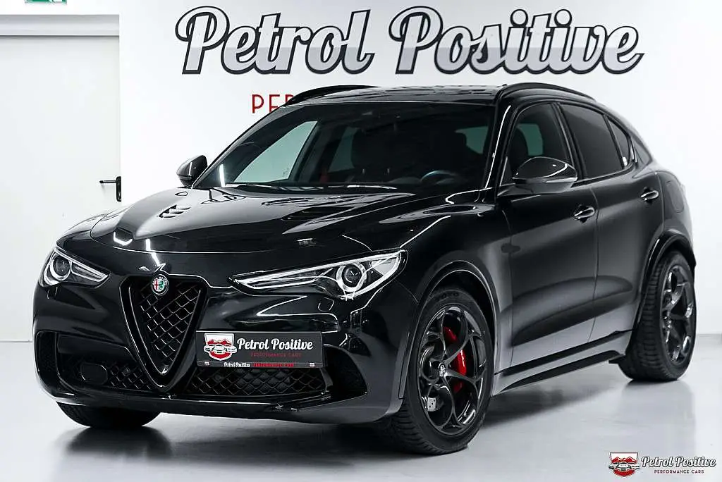 Photo 1 : Alfa Romeo Stelvio 2021 Essence