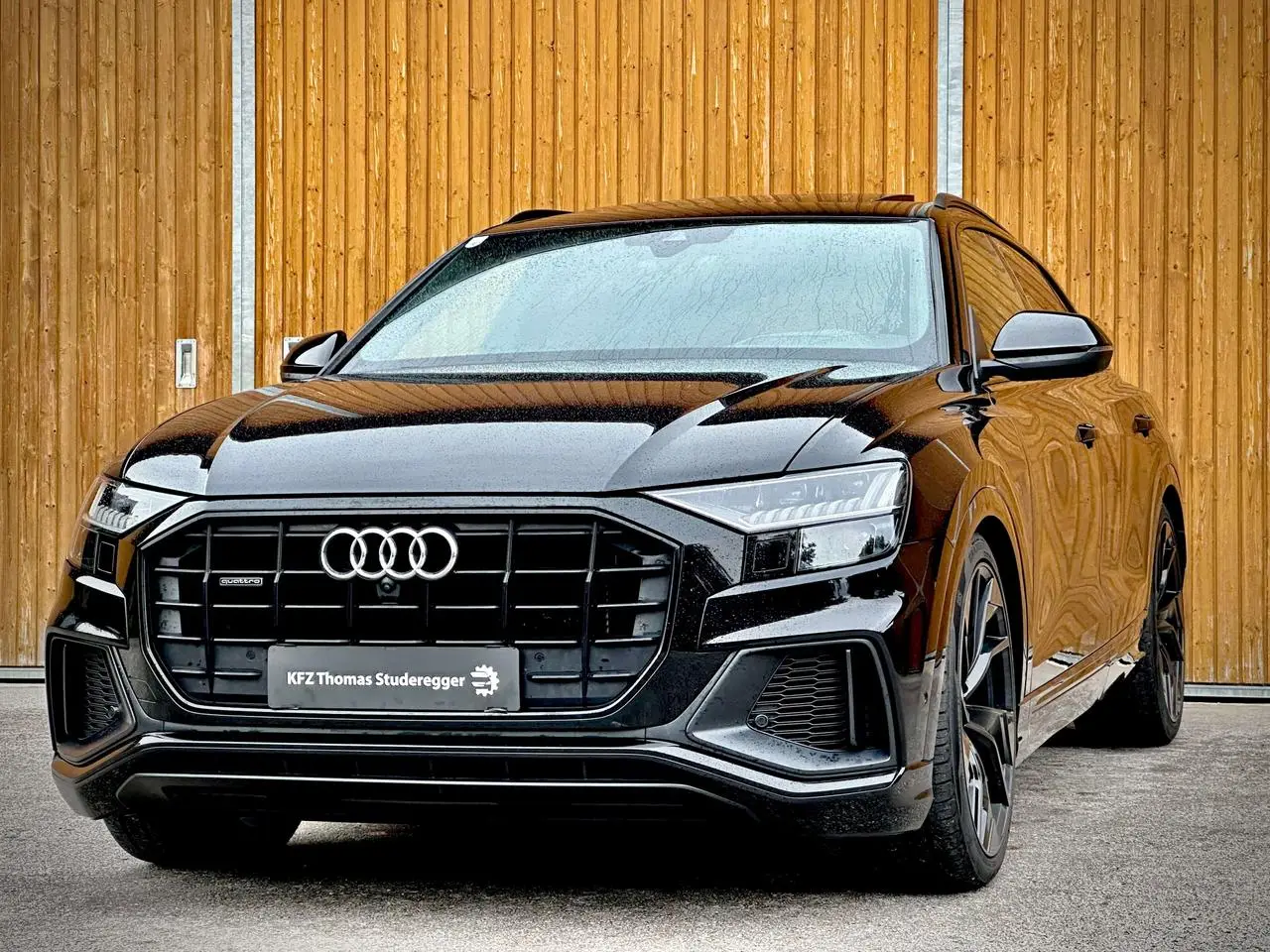 Photo 1 : Audi Q8 2019 Diesel