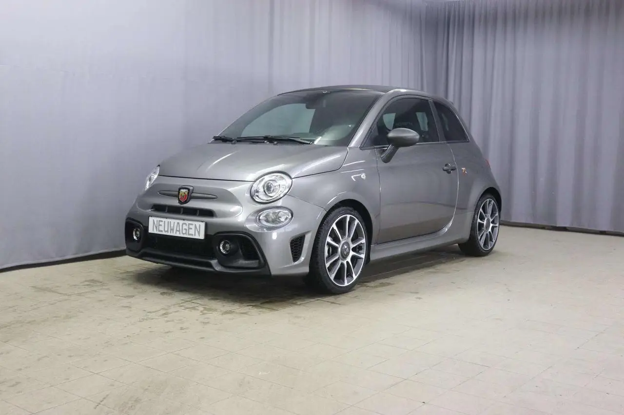 Photo 1 : Abarth 595 2024 Essence