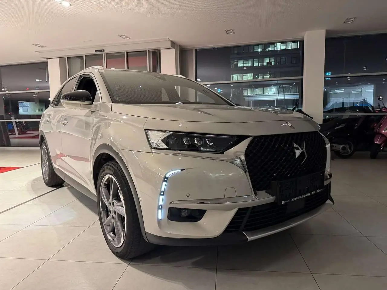 Photo 1 : Ds Automobiles Ds7 2022 Hybride