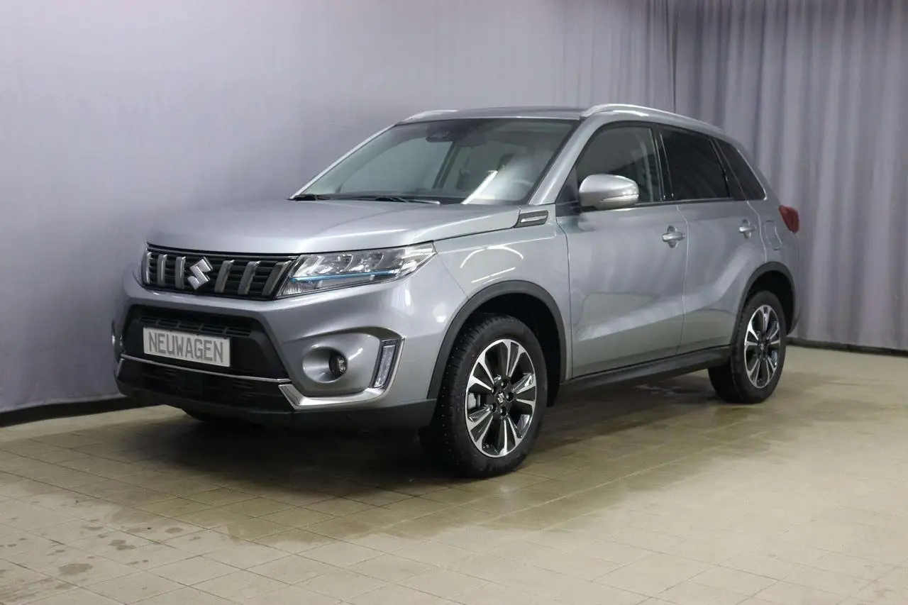 Photo 1 : Suzuki Vitara 2022 Petrol