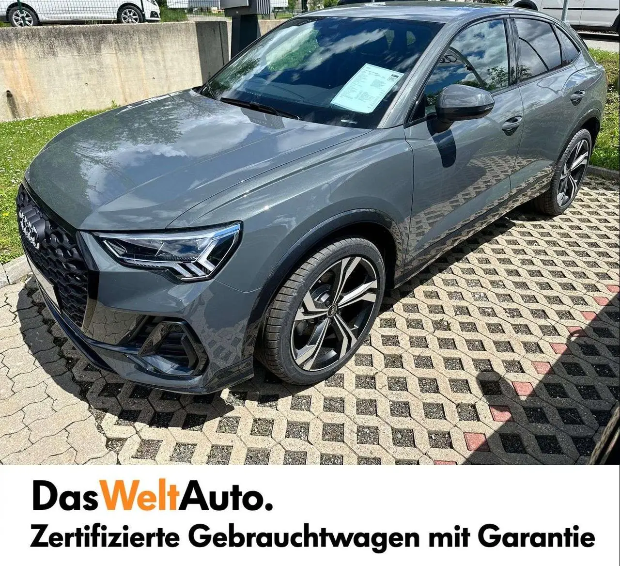 Photo 1 : Audi Q3 2024 Diesel