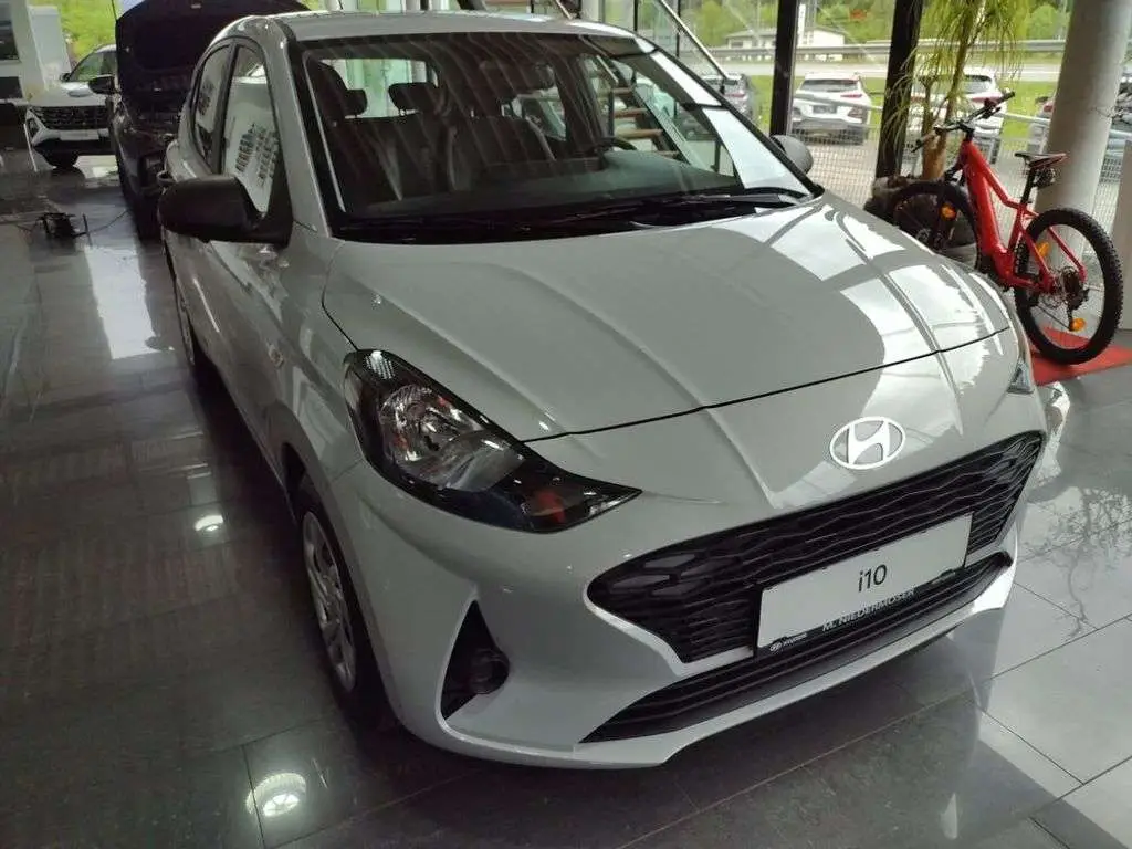 Photo 1 : Hyundai I10 2024 Petrol