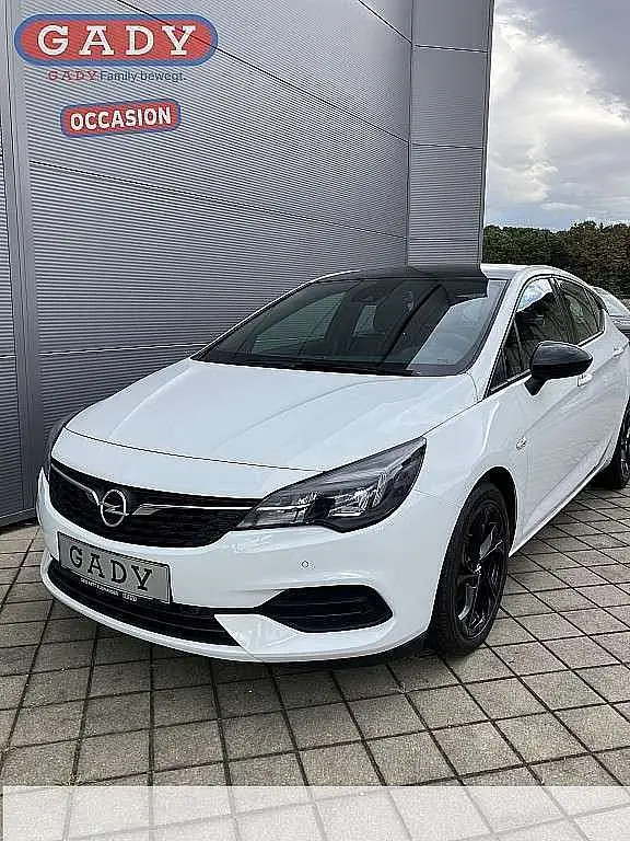 Photo 1 : Opel Astra 2020 Petrol