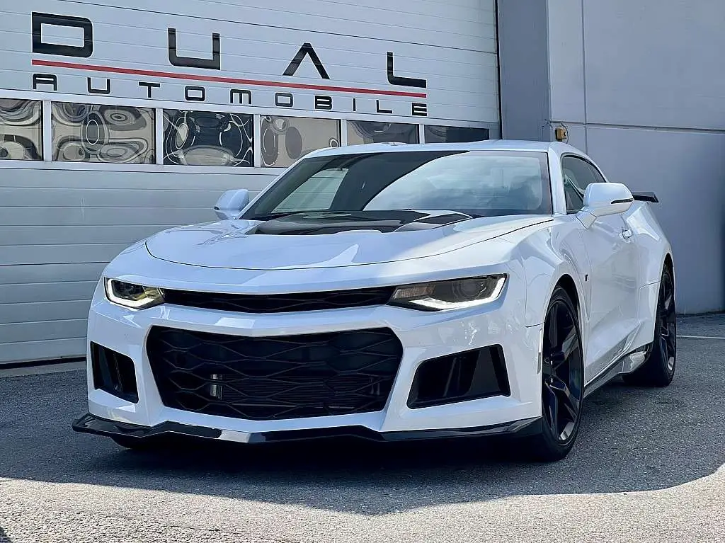 Photo 1 : Chevrolet Camaro 2018 Petrol