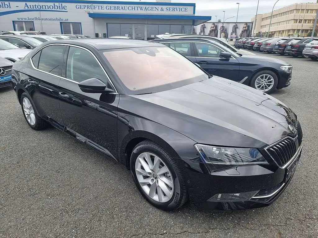 Photo 1 : Skoda Superb 2017 Diesel