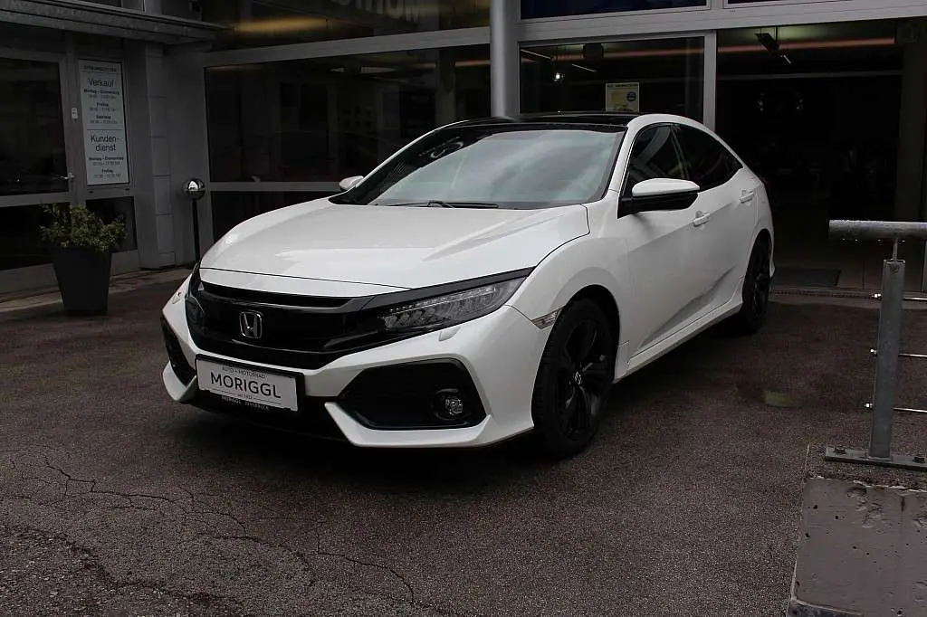 Photo 1 : Honda Civic 2019 Essence