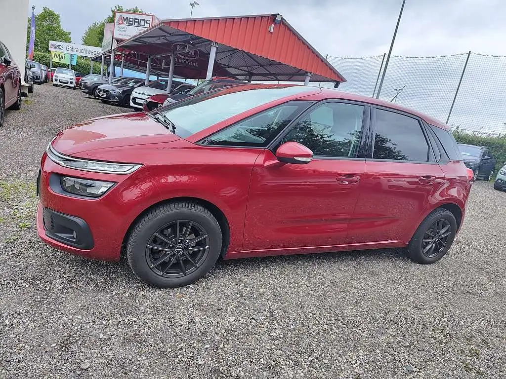 Photo 1 : Citroen C4 2018 Essence