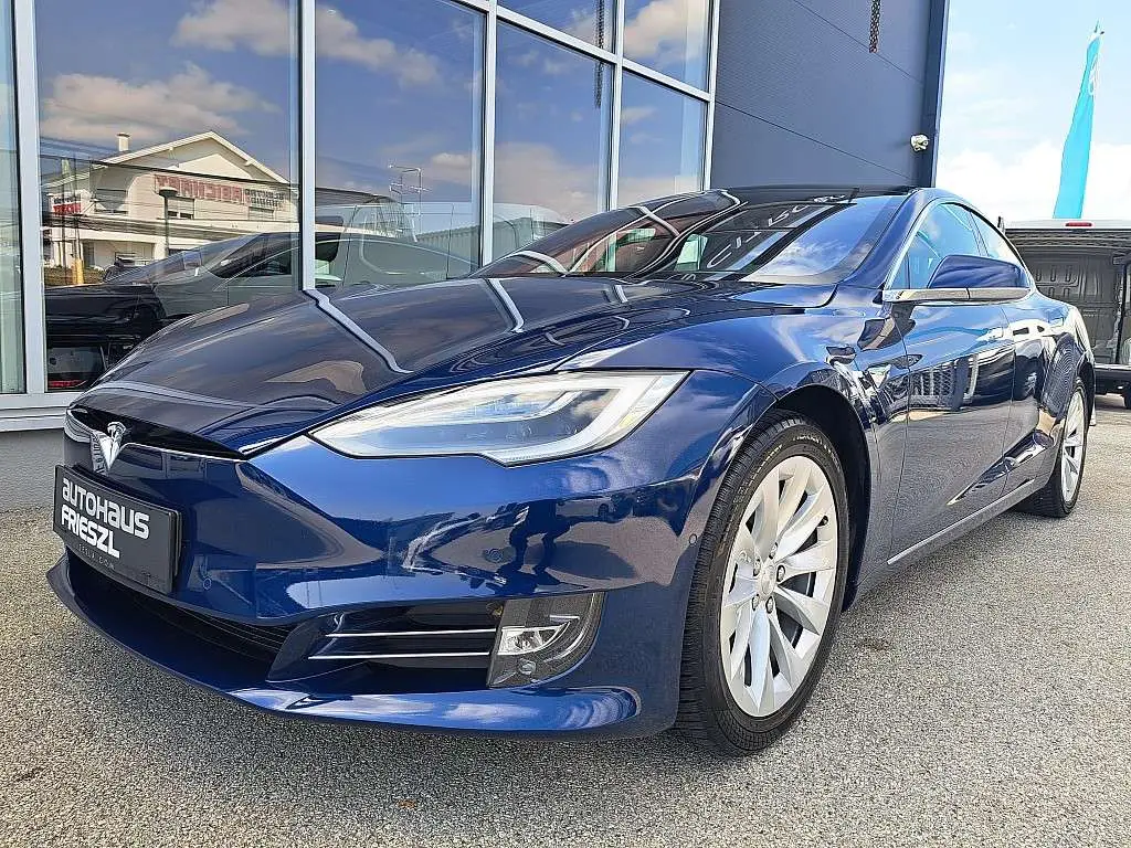 Photo 1 : Tesla Model S 2018 Electric