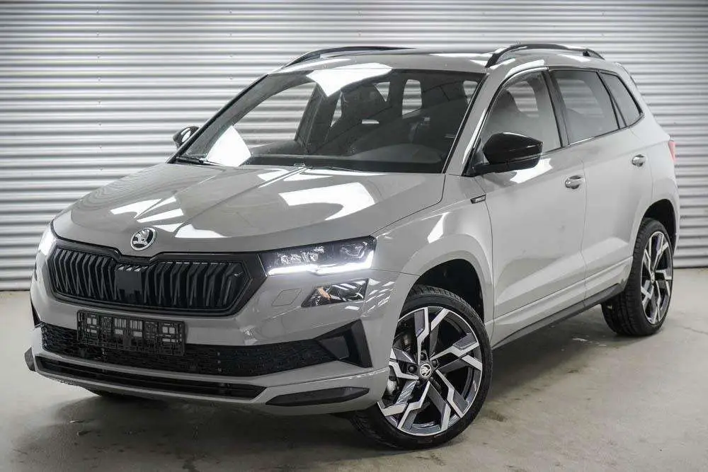 Photo 1 : Skoda Karoq 2024 Essence