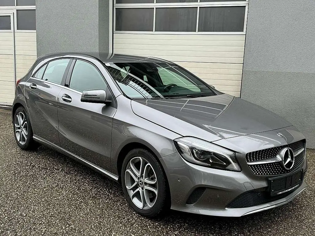 Photo 1 : Mercedes-benz Classe A 2018 Petrol