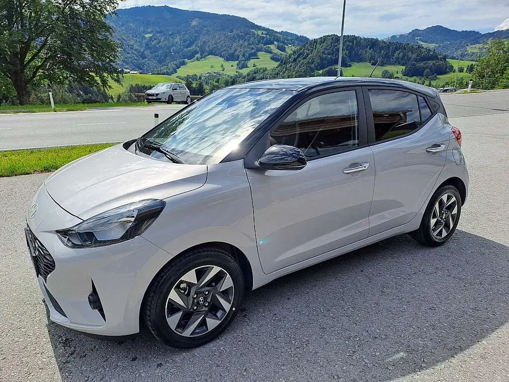 Photo 1 : Hyundai I10 2024 Essence