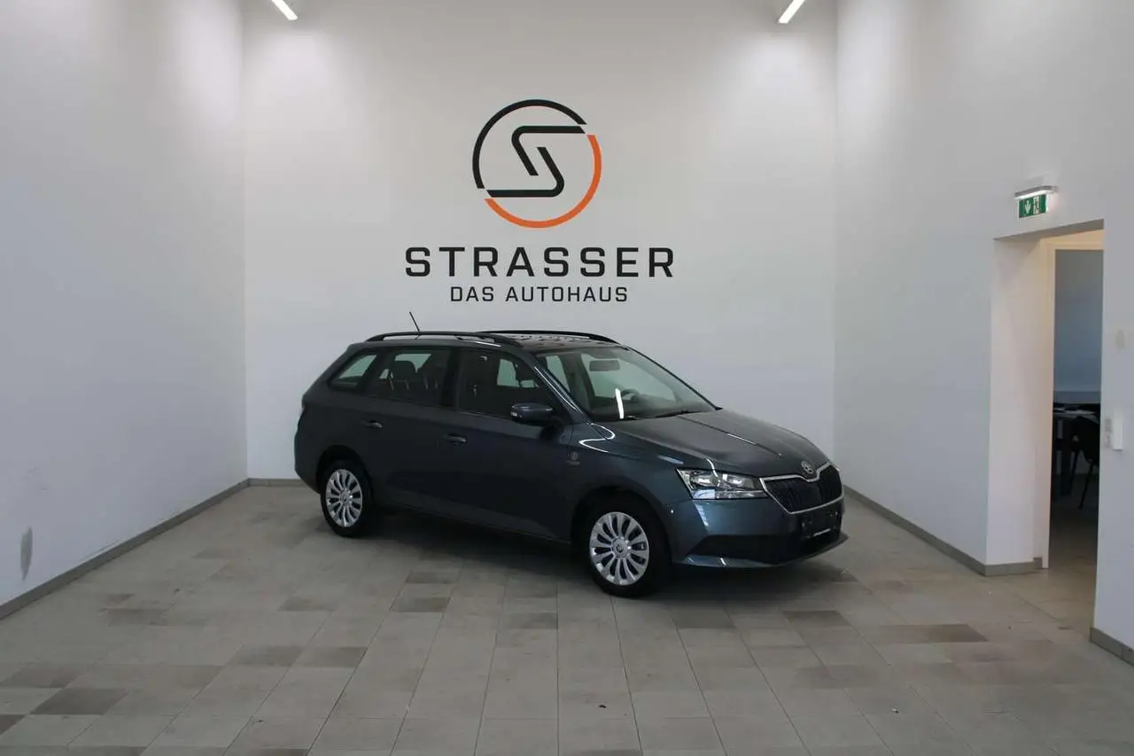 Photo 1 : Skoda Fabia 2021 Petrol