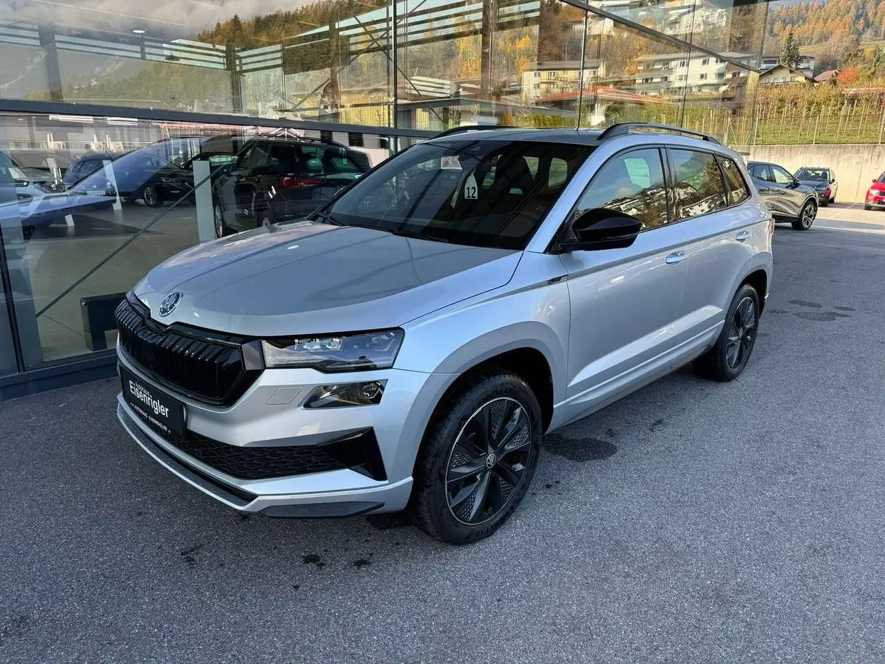 Photo 1 : Skoda Karoq 2024 Diesel