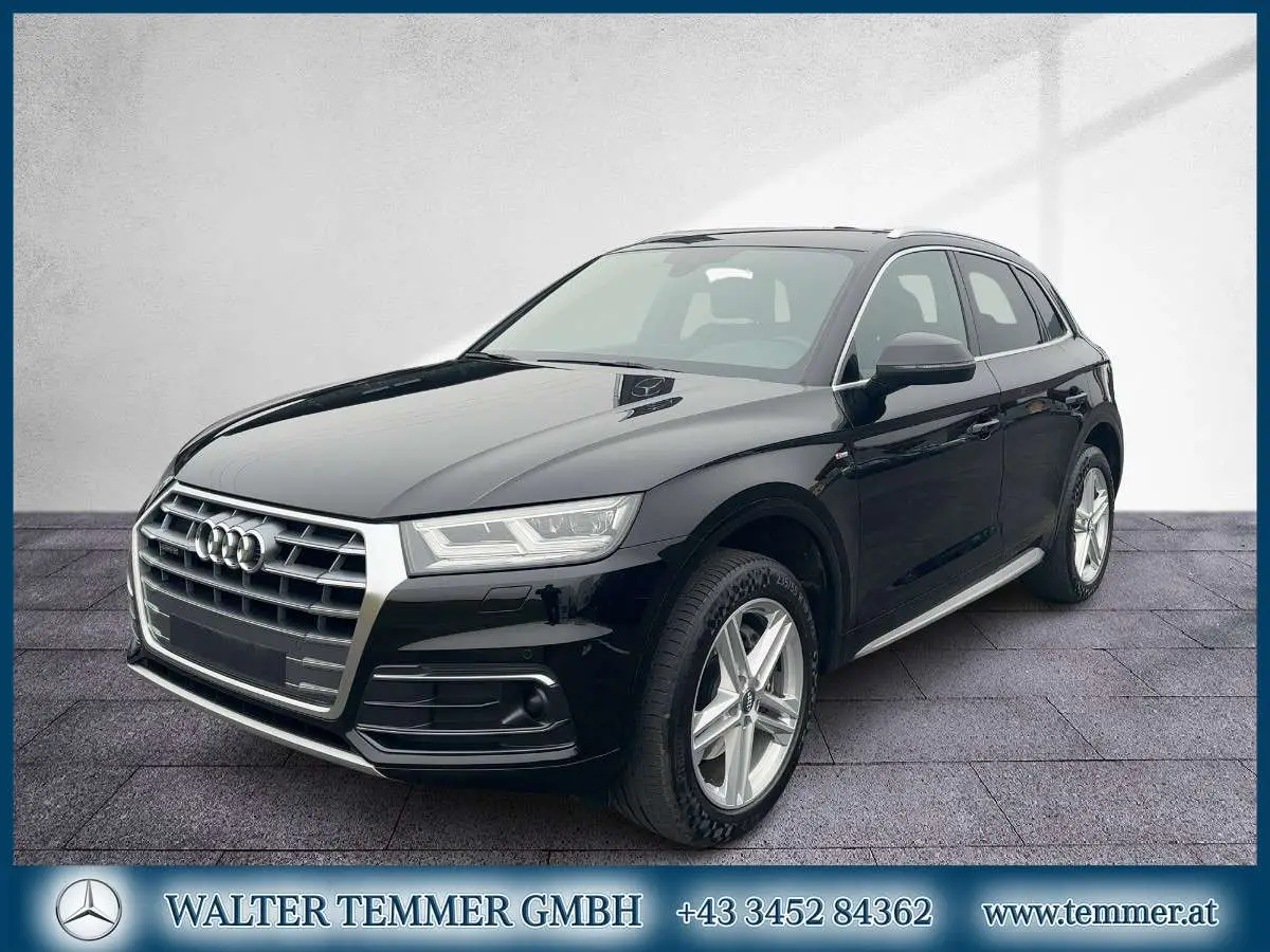 Photo 1 : Audi Q5 2017 Diesel