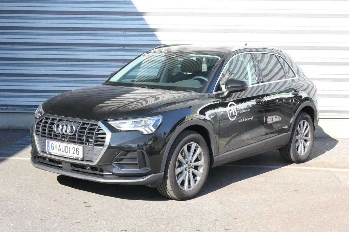 Photo 1 : Audi Q3 2024 Diesel