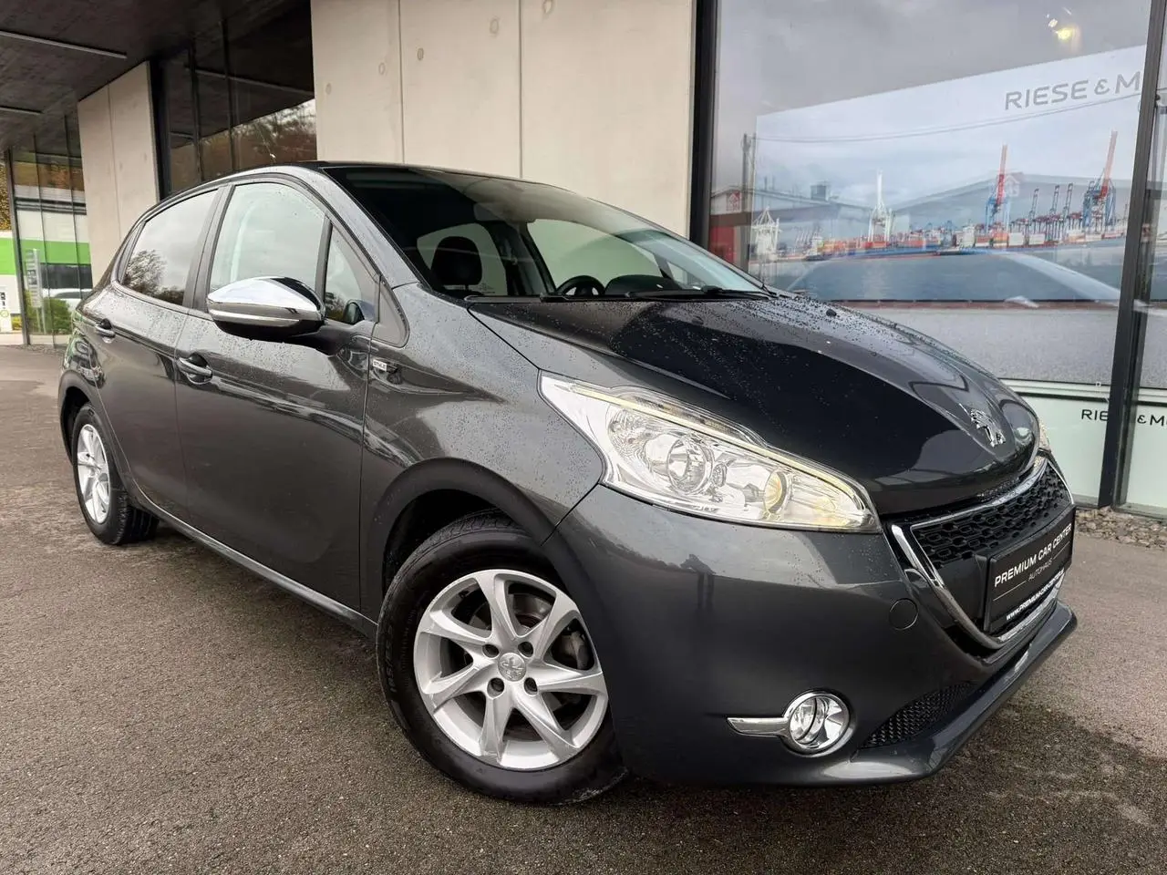 Photo 1 : Peugeot 208 2015 Diesel