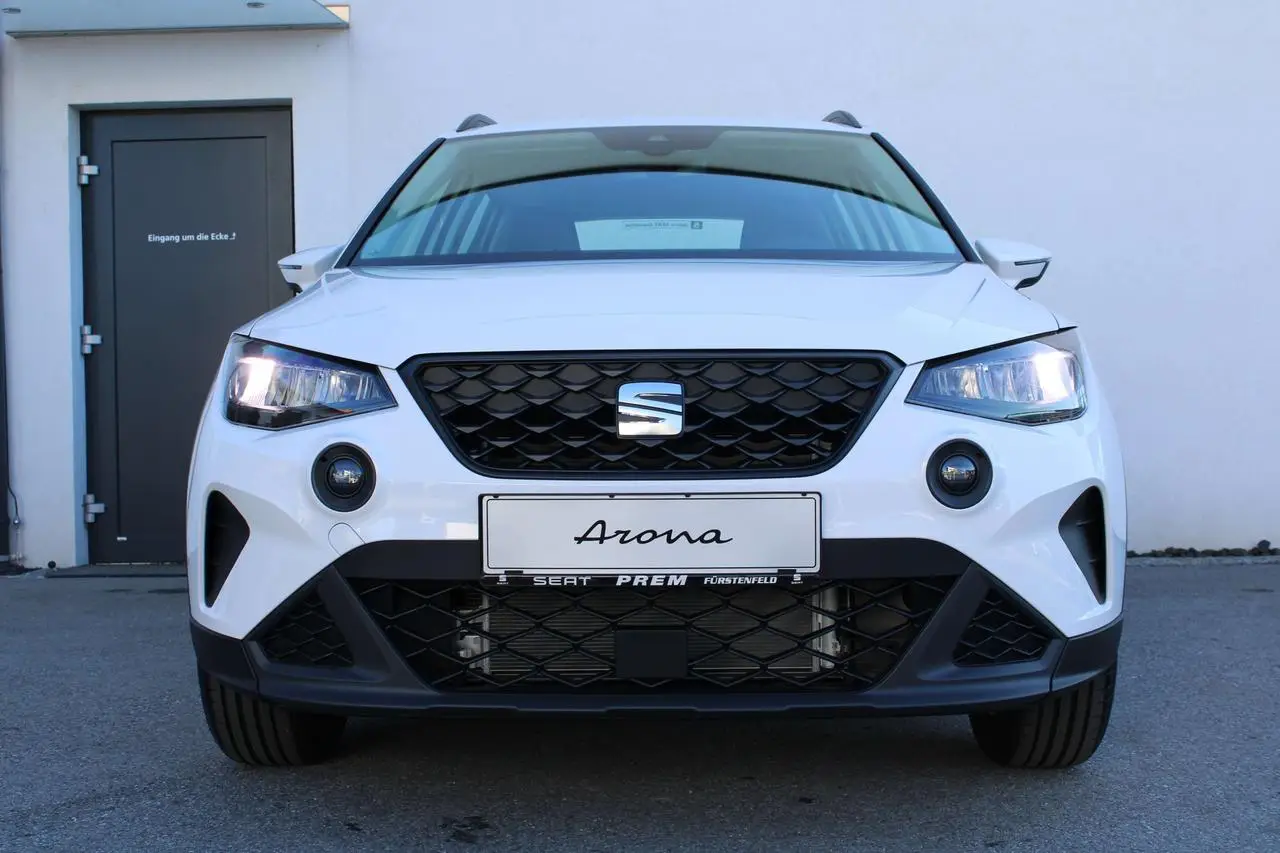 Photo 1 : Seat Arona 2024 Essence