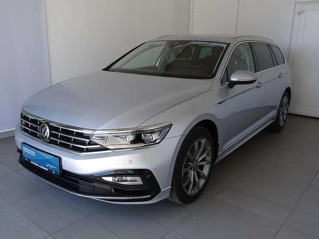 Photo 1 : Volkswagen Passat 2023 Diesel