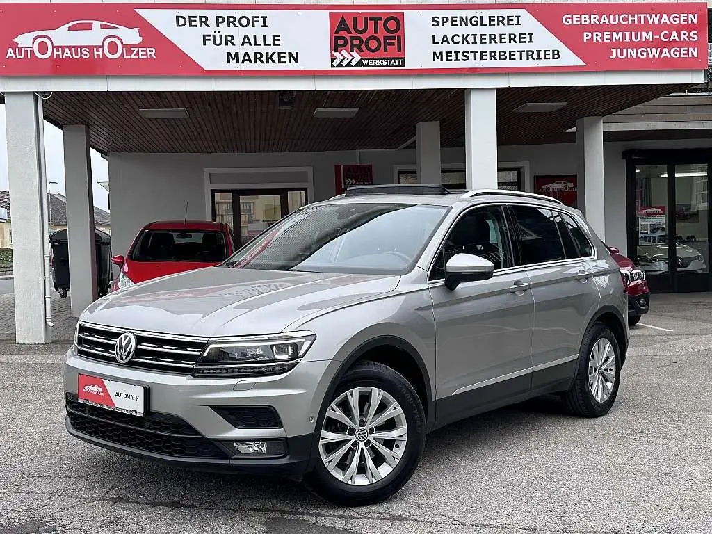 Photo 1 : Volkswagen Tiguan 2020 Petrol