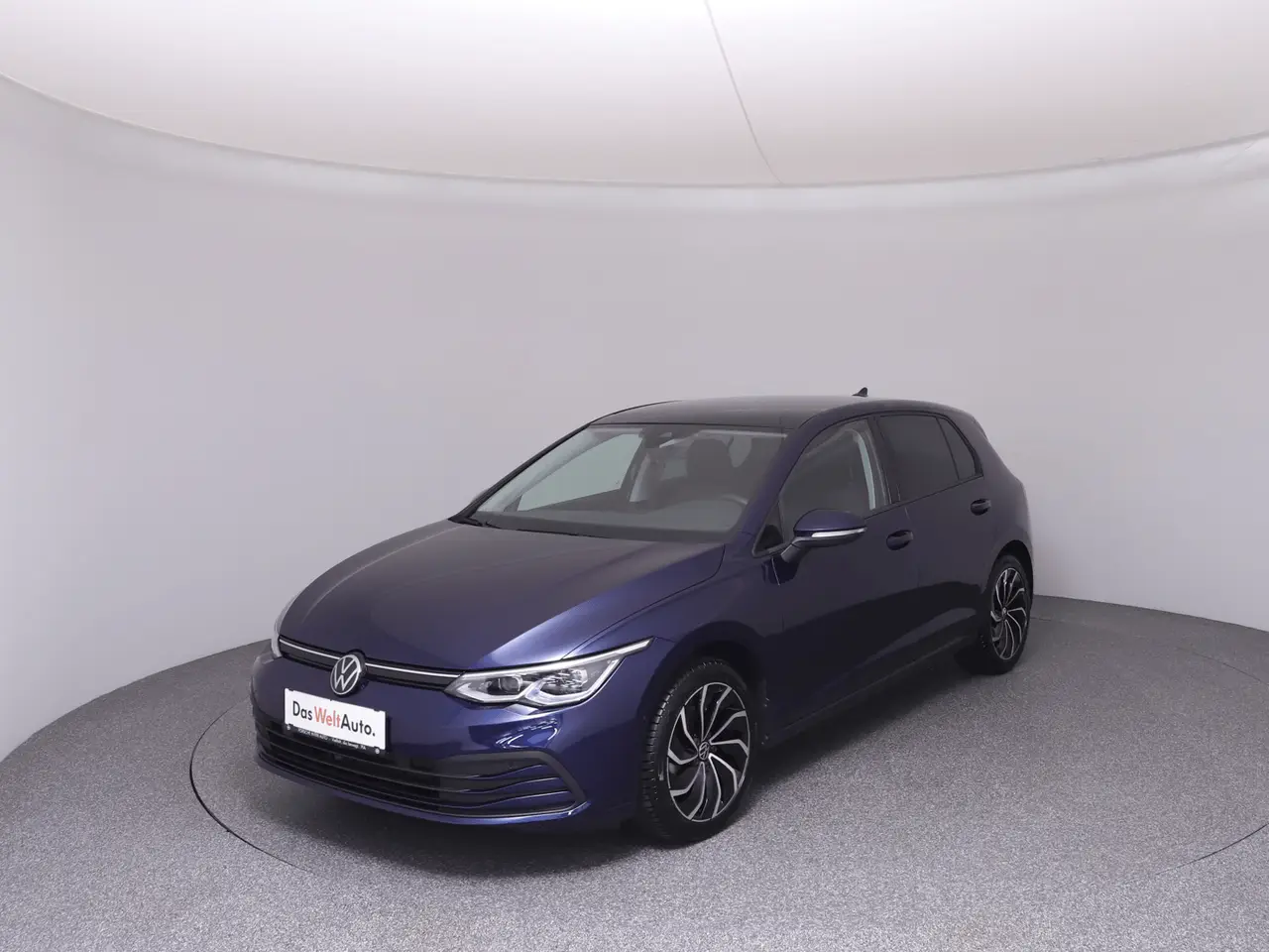 Photo 1 : Volkswagen Golf 2023 Petrol