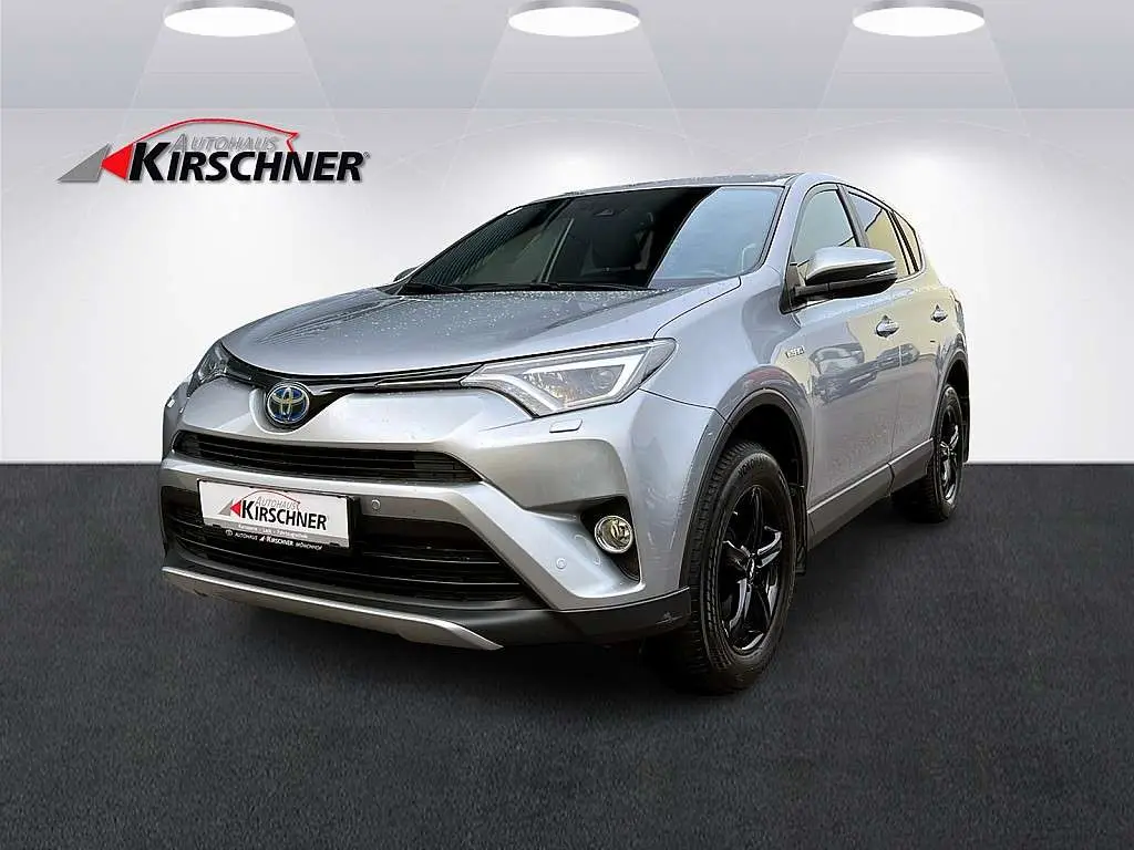 Photo 1 : Toyota Rav4 2017 Essence