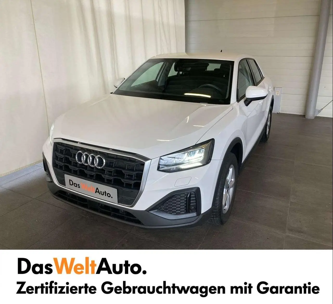 Photo 1 : Audi Q2 2021 Petrol