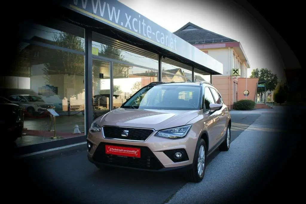 Photo 1 : Seat Arona 2019 Petrol