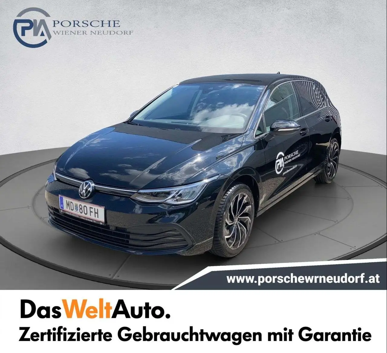 Photo 1 : Volkswagen Golf 2024 Petrol