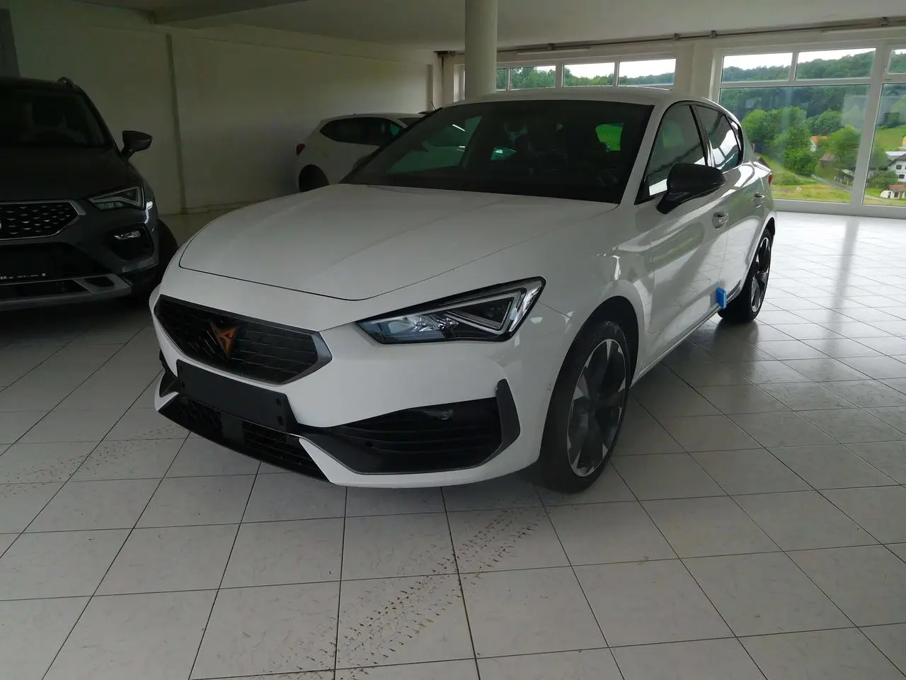 Photo 1 : Cupra Leon 2024 Essence