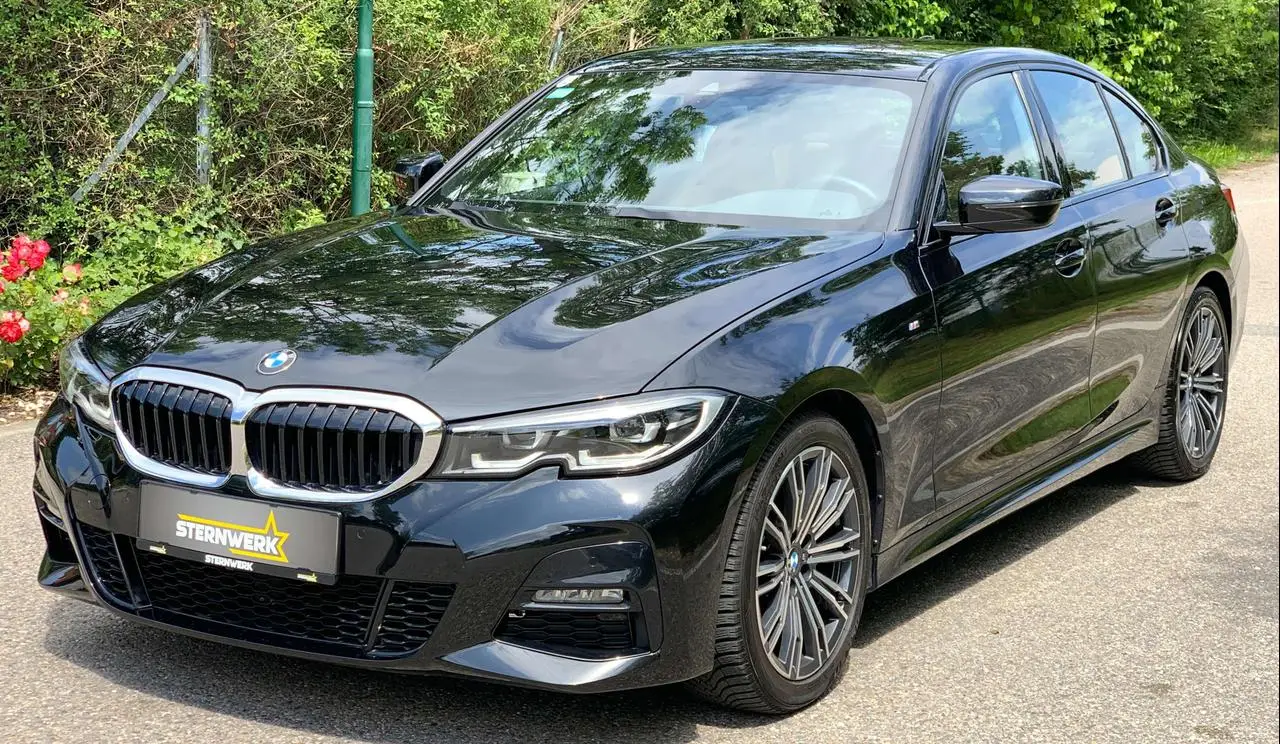 Photo 1 : Bmw Serie 3 2019 Essence