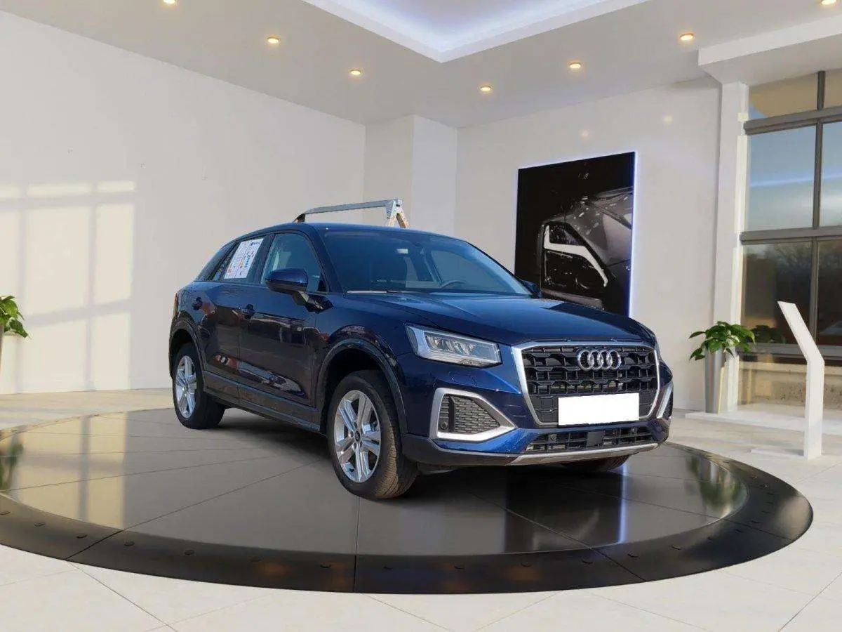 Photo 1 : Audi Q2 2023 Essence