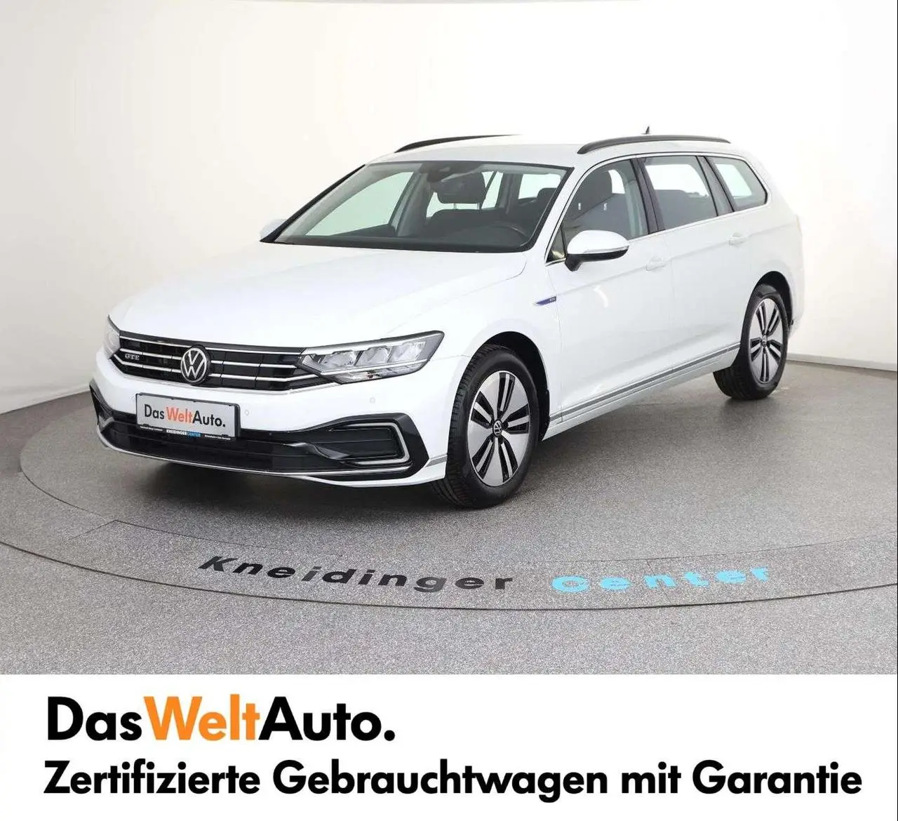 Photo 1 : Volkswagen Passat 2021 Hybrid