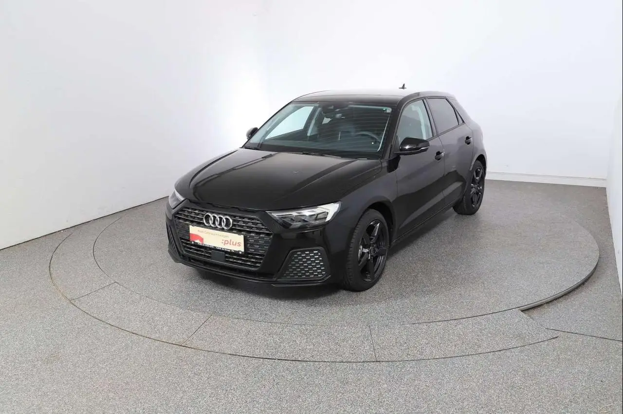 Photo 1 : Audi A1 2024 Petrol