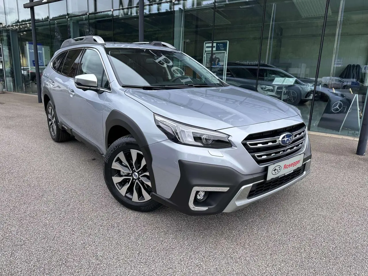 Photo 1 : Subaru Outback 2024 Petrol