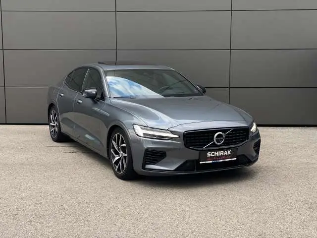 Photo 1 : Volvo S60 2020 Hybride