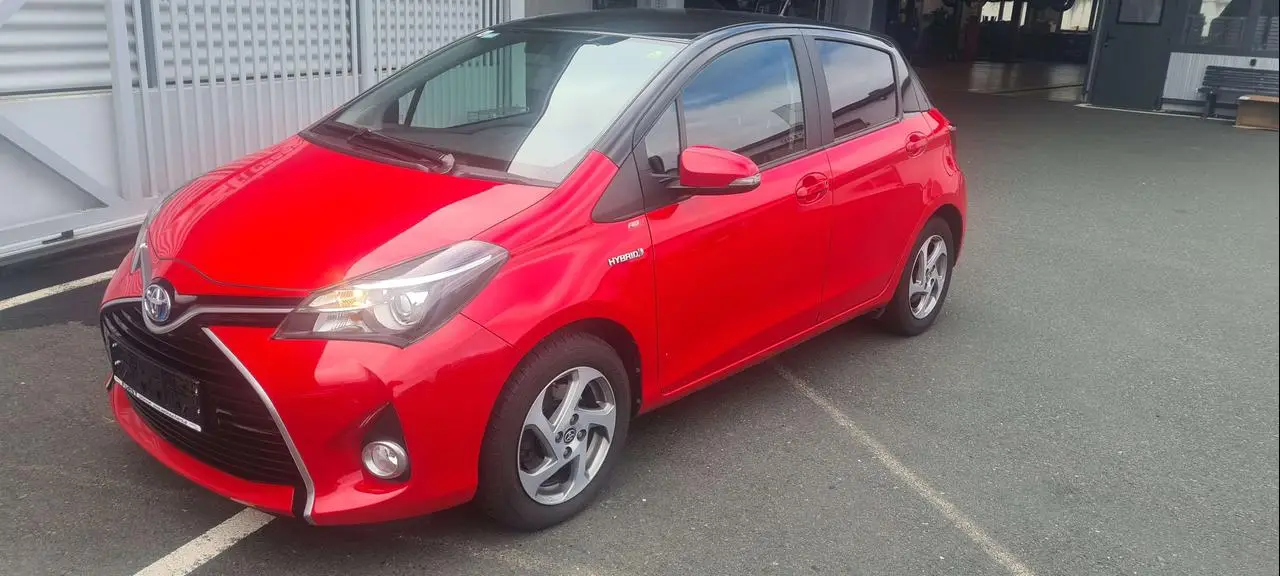 Photo 1 : Toyota Yaris 2016 Hybride