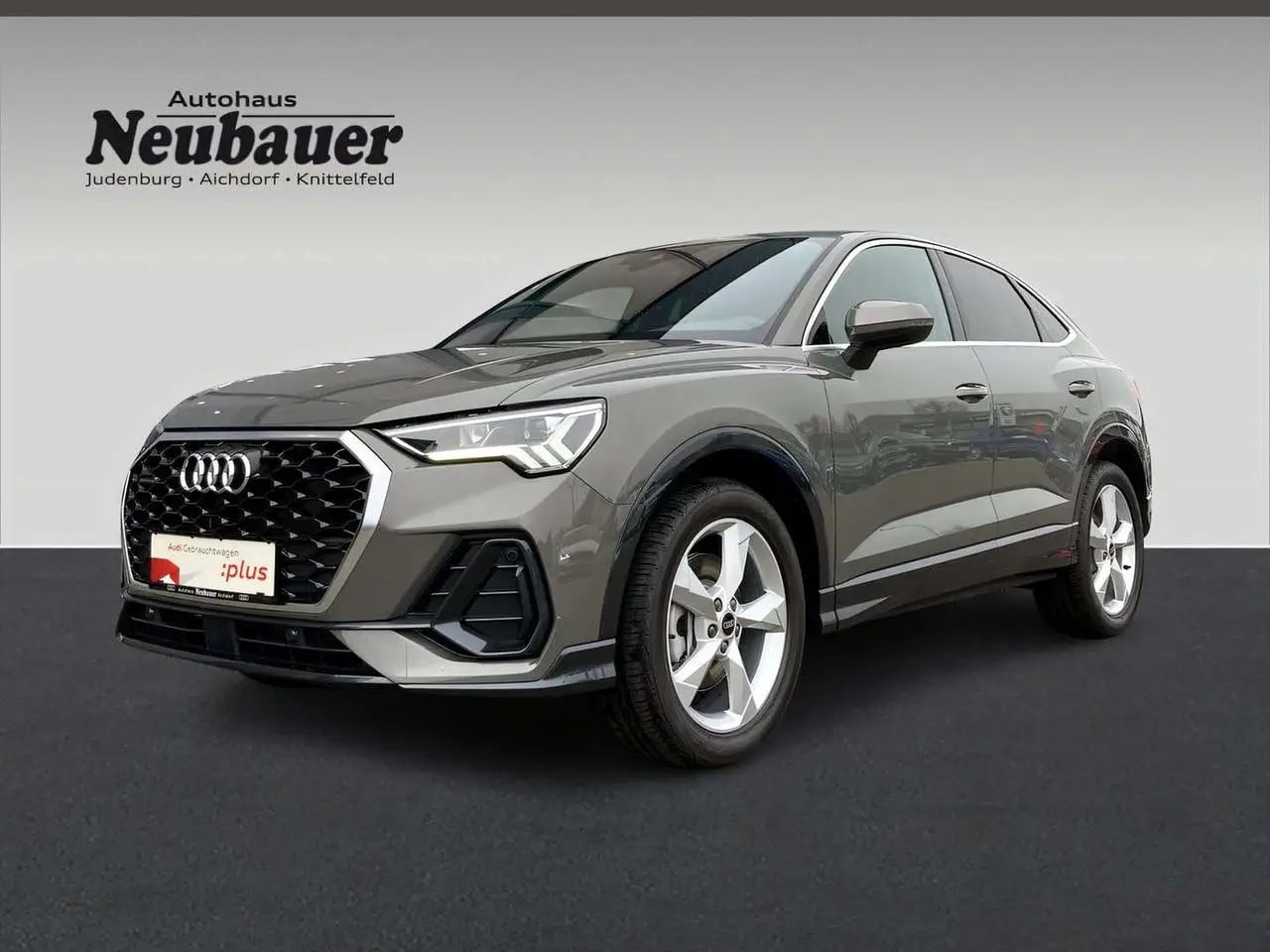 Photo 1 : Audi Q3 2024 Diesel