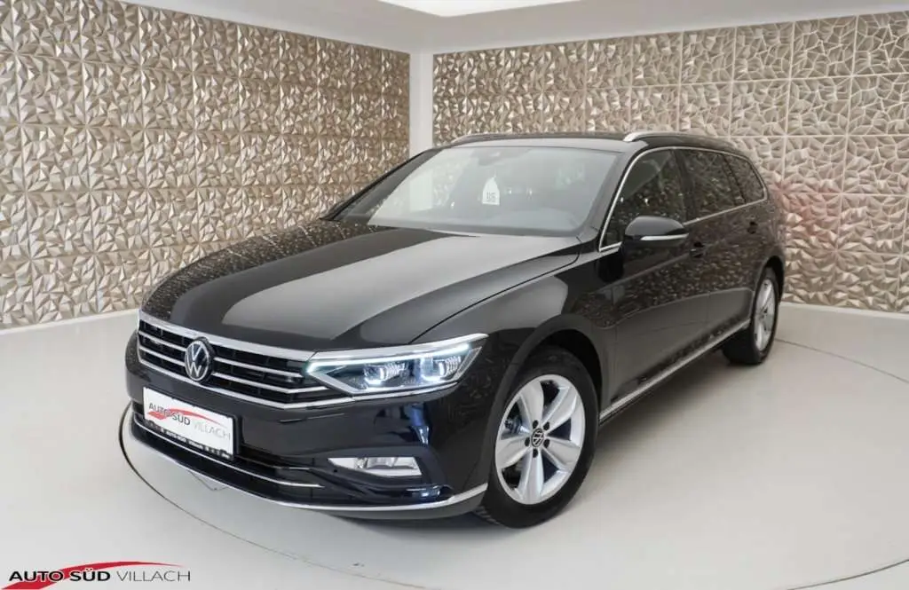 Photo 1 : Volkswagen Passat 2023 Diesel