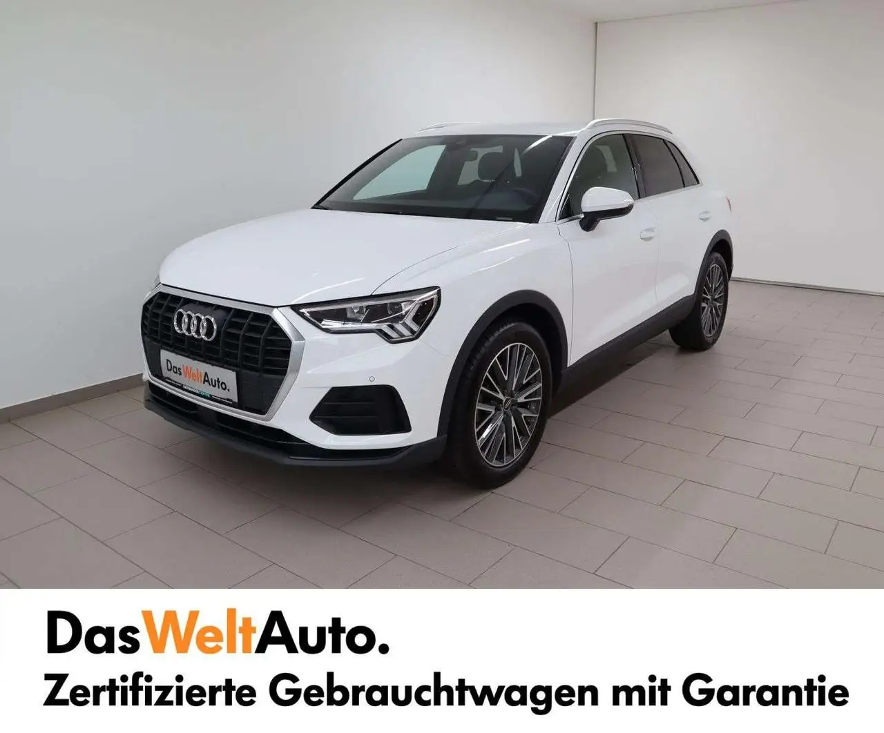 Photo 1 : Audi Q3 2023 Essence