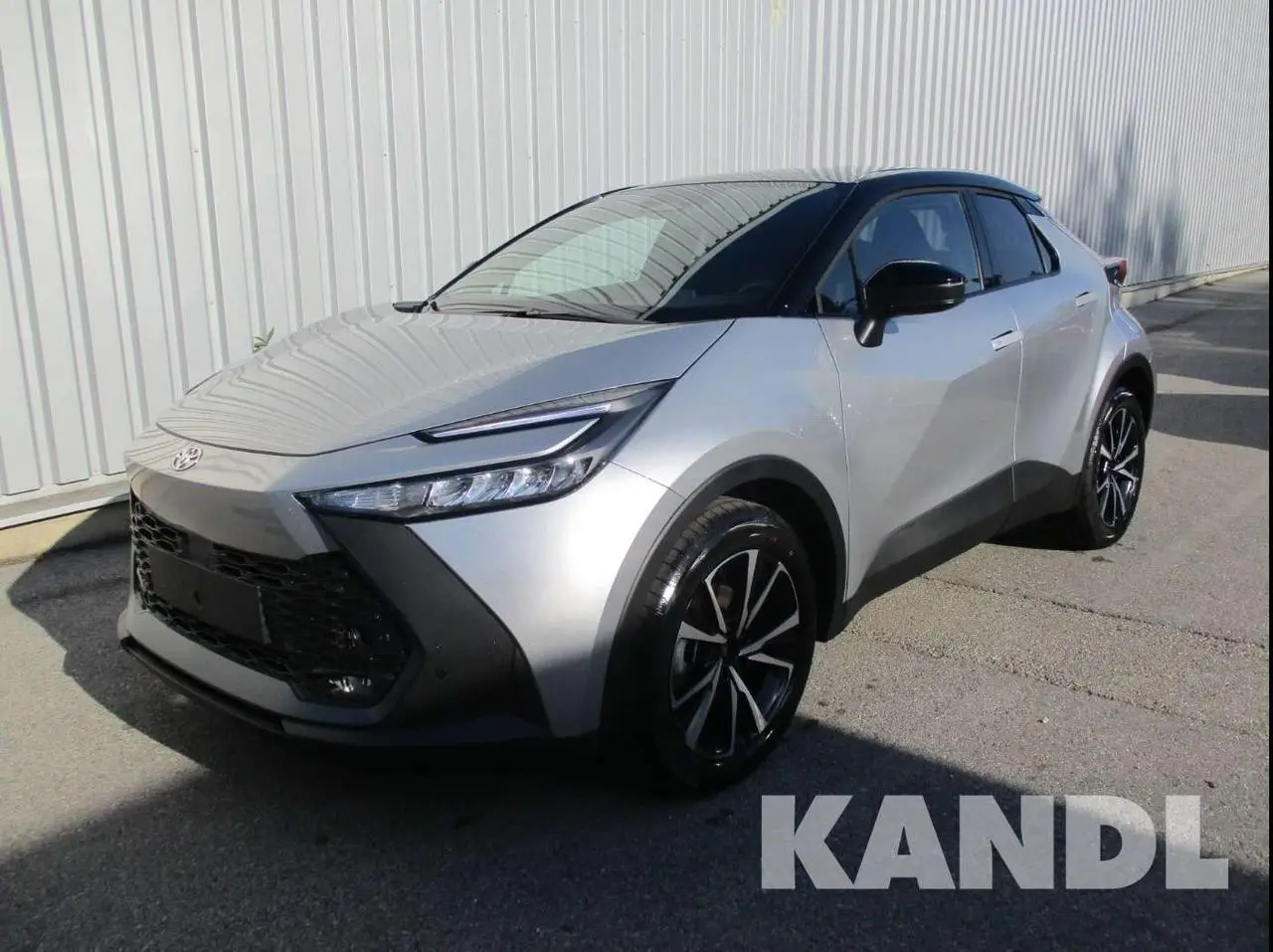 Photo 1 : Toyota C-hr 2024 Hybrid