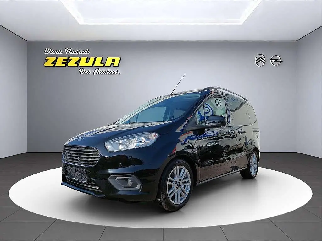 Photo 1 : Ford Tourneo 2018 Petrol