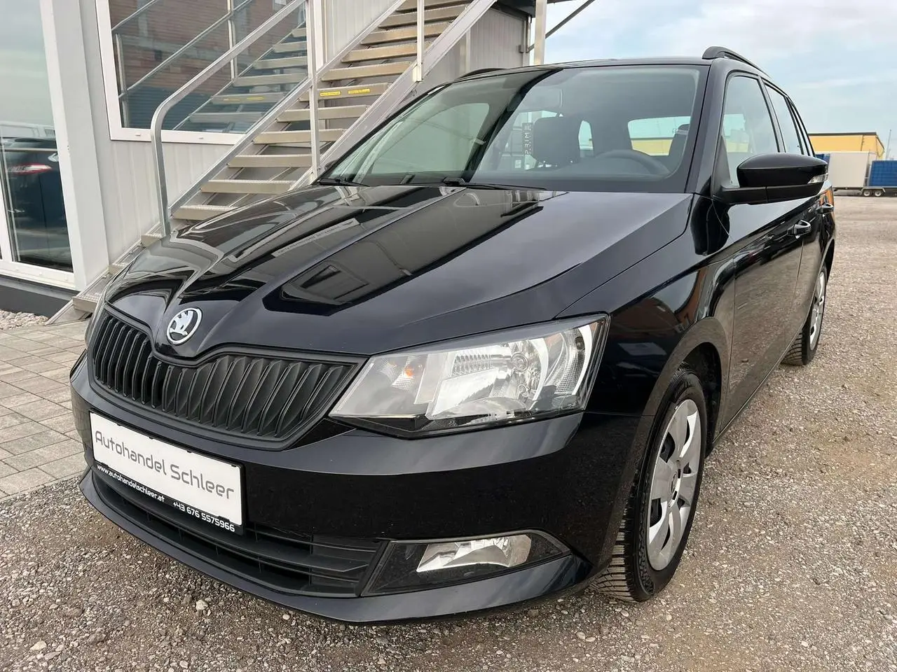 Photo 1 : Skoda Fabia 2017 Essence